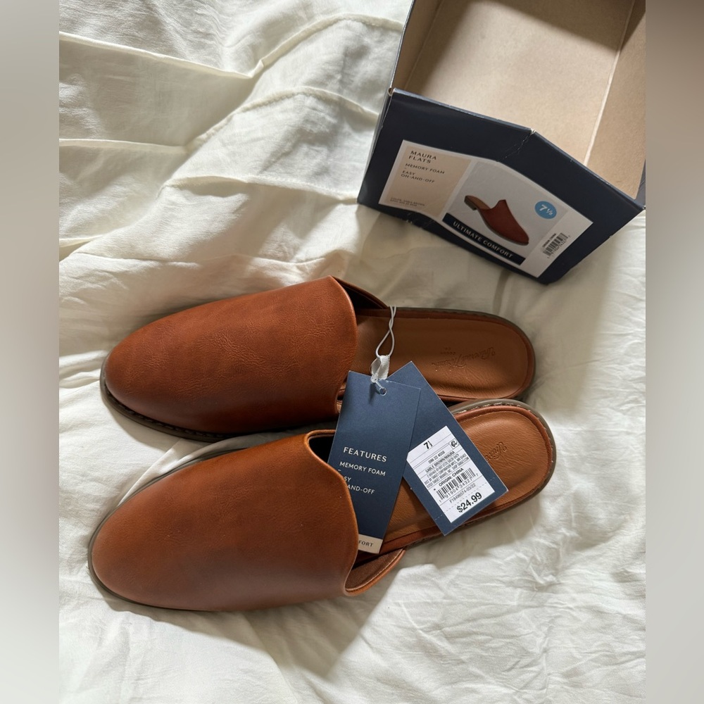 Women’s Maura Flats (7.5)